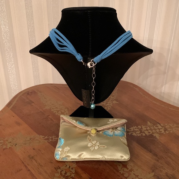 Honora Blue pearl necklace with pouch. - Picture 2 of 2